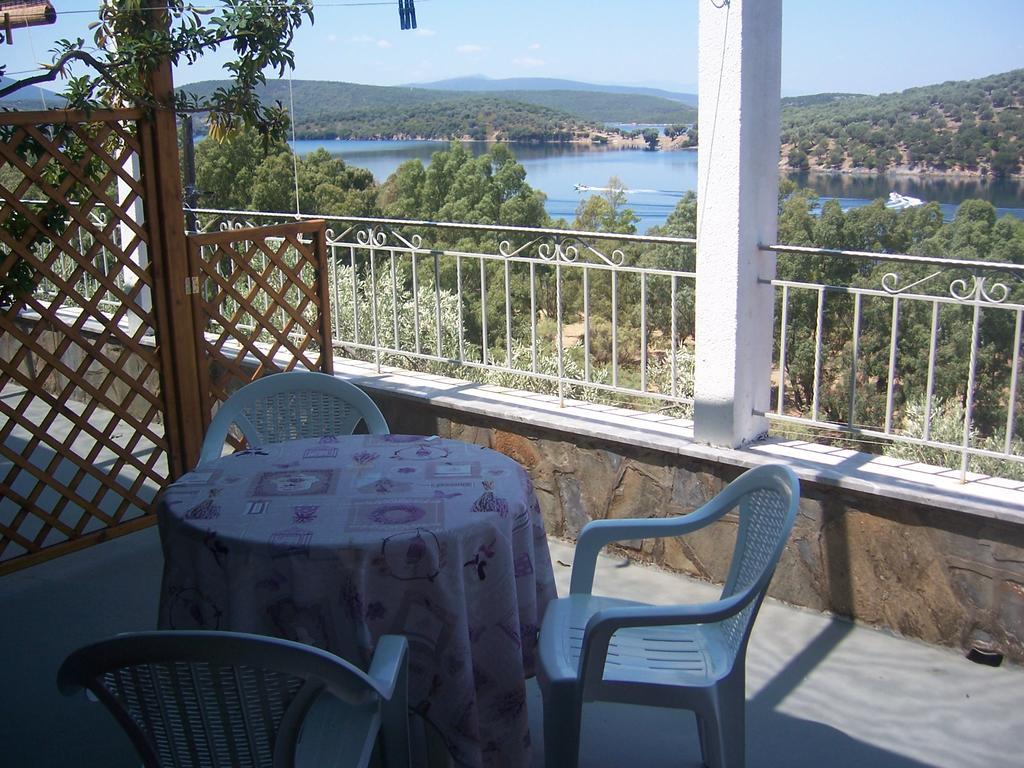 Milina Apartments Exterior foto